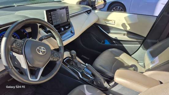 TOYOTA-COROLLA-2021