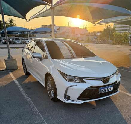 TOYOTA-COROLLA-2024