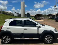 TOYOTA ETIOS 1.5 XLS 16V FLEX 4P MANUAL TOYOTA ETIOS 1.5 XLS 16V FLEX 4P MANUAL