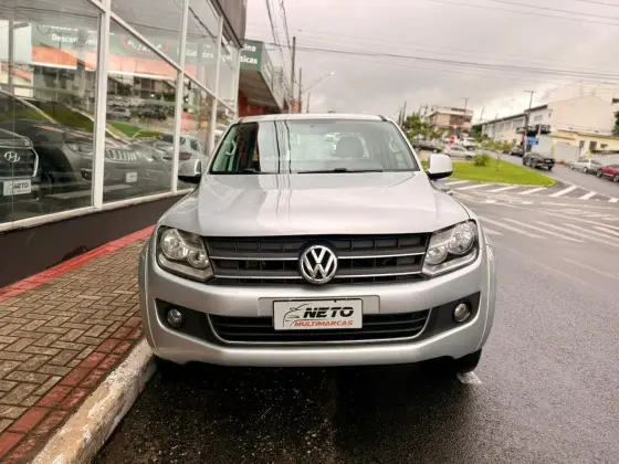 VOLKSWAGEN AMAROK 2.0 TRENDLINE 4X4 CD 16V TURBO INTERCOOLER DIESEL 4P AUTOMÁTICO