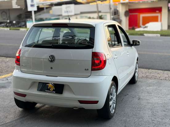 VOLKSWAGEN-FOX-1.6 MI 8V FLEX 4P MANUAL VOLKSWAGEN-FOX-2011