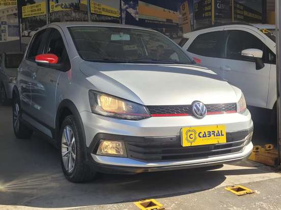 VOLKSWAGEN-FOX-2017