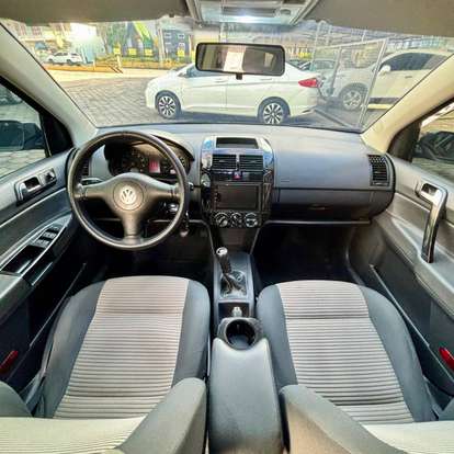 VOLKSWAGEN-POLO-2008