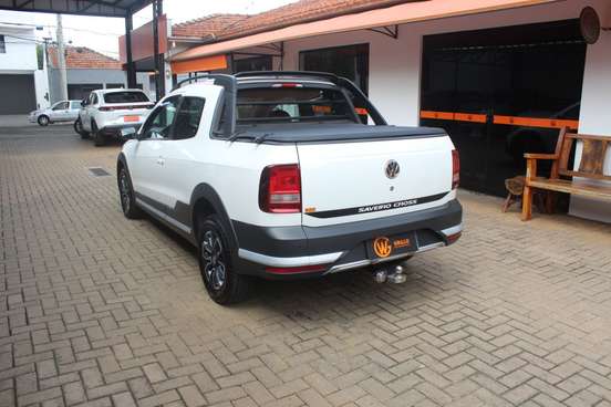 VOLKSWAGEN-SAVEIRO-2021