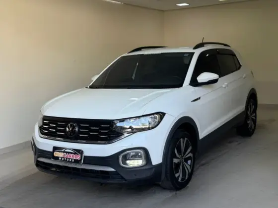 VOLKSWAGEN T-CROSS 1.0 200 TSI TOTAL FLEX AUTOMÁTICO VOLKSWAGEN T-CROSS 1.0 200 TSI TOTAL FLEX AUTOMÁTICO