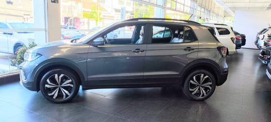VOLKSWAGEN T-CROSS 1.0 200 TSI TOTAL FLEX AUTOMÁTICO