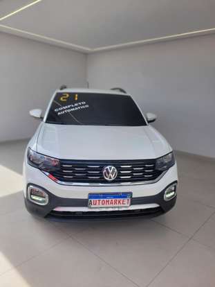 VOLKSWAGEN-T-CROSS-2021