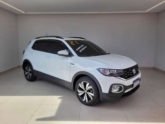 VOLKSWAGEN-T-CROSS-2021