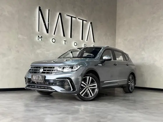 VOLKSWAGEN TIGUAN 2.0 300 TSI GASOLINA ALLSPACE R-LINE AUTOMÁTICO VOLKSWAGEN TIGUAN 2.0 300 TSI GASOLINA ALLSPACE R-LINE AUTOMÁTICO