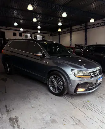 VOLKSWAGEN TIGUAN 2.0 350 TSI GASOLINA ALLSPACE R-LINE 4MOTION DSG VOLKSWAGEN TIGUAN 2.0 350 TSI GASOLINA ALLSPACE R-LINE 4MOTION DSG
