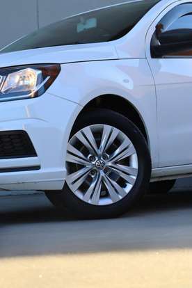 VOLKSWAGEN-VOYAGE-2022