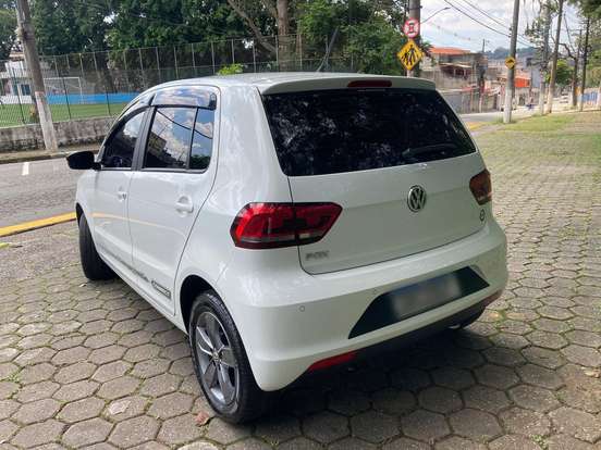 VOLKSWAGEN-FOX-1.6 MSI TOTAL FLEX CONNECT 4P MANUAL VOLKSWAGEN-FOX-2021