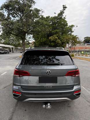 VOLKSWAGEN-TAOS-2022