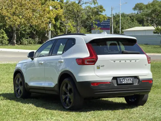 VOLVO-XC40-2.0 T4 GASOLINA GEARTRONIC VOLVO-XC40-2019