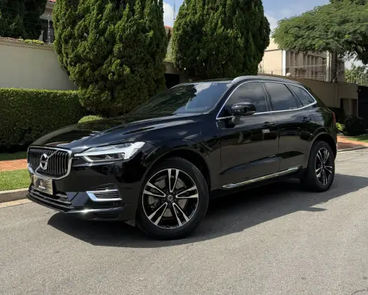 VOLVO XC60 2.0 T8 HYBRID MOMENTUM AWD GEARTRONIC VOLVO XC60 2.0 T8 HYBRID MOMENTUM AWD GEARTRONIC