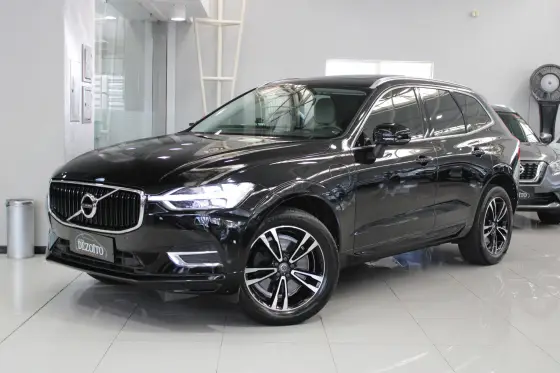 VOLVO XC60 2.0 T8 HYBRID MOMENTUM AWD GEARTRONIC VOLVO XC60 2.0 T8 HYBRID MOMENTUM AWD GEARTRONIC