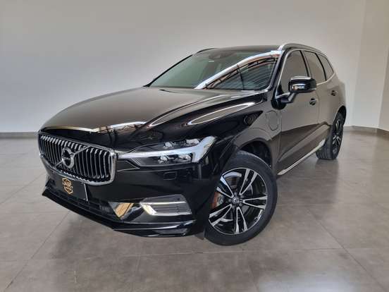 VOLVO-XC60-2021