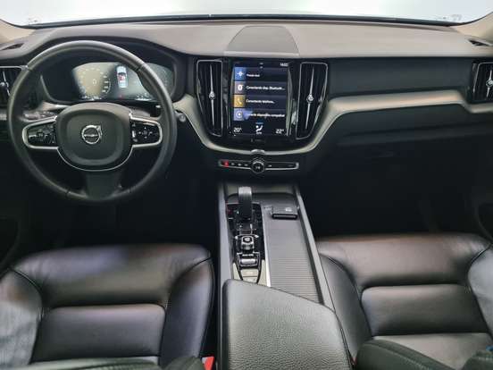 VOLVO-XC60-2021