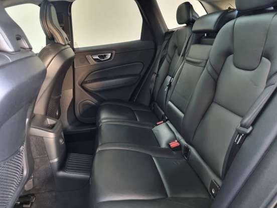 VOLVO-XC60-2.0 T8 HYBRID MOMENTUM AWD GEARTRONIC VOLVO-XC60-2021