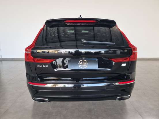 VOLVO-XC60-2.0 T8 HYBRID MOMENTUM AWD GEARTRONIC VOLVO-XC60-2021
