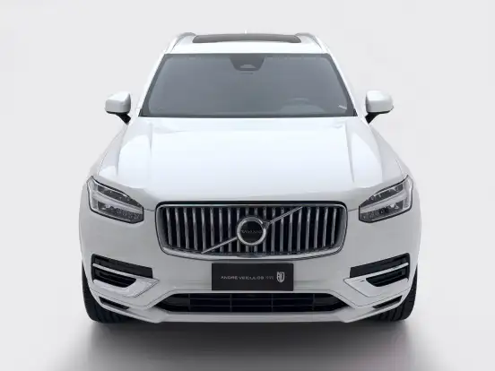 VOLVO-XC90-2022