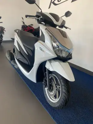 YAMAHA-FLUO 125 ABS-2025