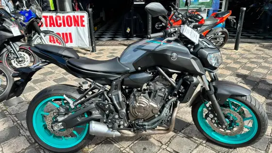 YAMAHA MT-07 ABS YAMAHA MT-07 ABS