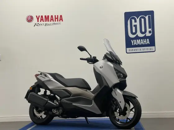 YAMAHA XMAX 250 CONNECTED ABS YAMAHA XMAX 250 CONNECTED ABS