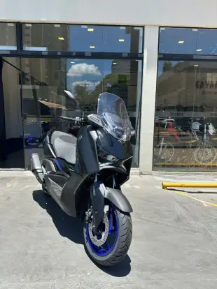 YAMAHA-XMAX 300 CONNECTED ABS-2026