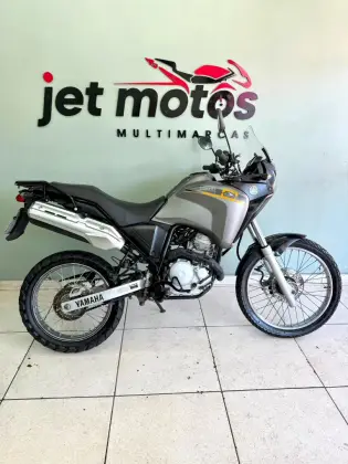 YAMAHA XTZ 250 TÉNÉRÉ YAMAHA XTZ 250 TÉNÉRÉ