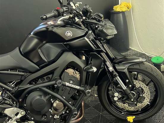 YAMAHA-MT-09 YAMAHA-MT-09-2023