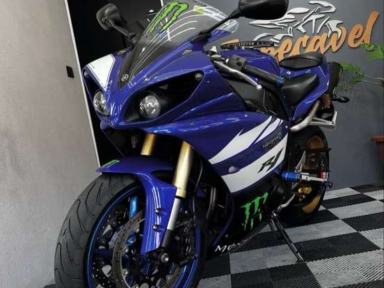 YAMAHA-YZF R1 YAMAHA-YZF R1-2011