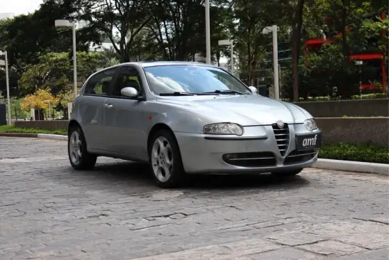 ALFA ROMEO 147 2.0 16V GASOLINA 4P AUTOMÁTICO ALFA ROMEO 147 2.0 16V GASOLINA 4P AUTOMÁTICO