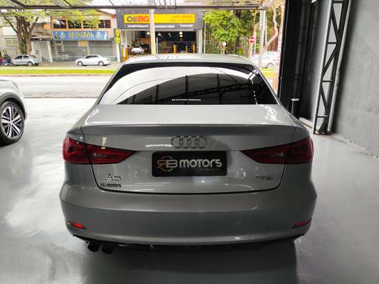 AUDI-A3-1.4 TFSI SEDAN ATTRACTION 16V GASOLINA 4P S-TRONIC AUDI-A3-2015