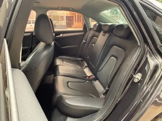 AUDI-A4-2.0 TFSI AMBIENTE 183CV GASOLINA 4P MULTITRONIC AUDI-A4-2013