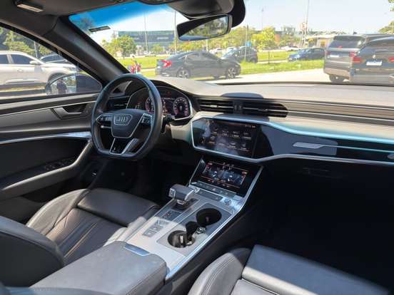 AUDI-A6-2020