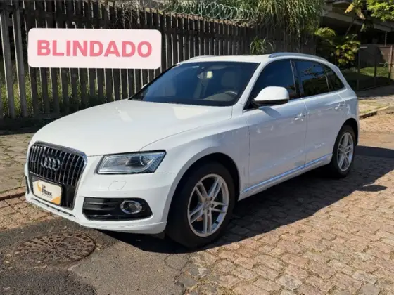 AUDI Q5 2.0 TFSI AMBIENTE 16V 225CV GASOLINA 4P AUTOMÁTICO AUDI Q5 2.0 TFSI AMBIENTE 16V 225CV GASOLINA 4P AUTOMÁTICO