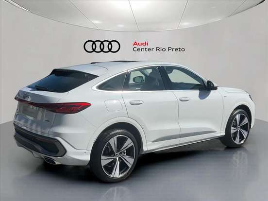 AUDI-Q5-2.0 TFSI GASOLINA SPORTBACK S LINE QUATTRO S TRONIC AUDI-Q5-2026