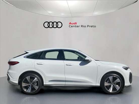 AUDI-Q5-2.0 TFSI GASOLINA SPORTBACK S LINE QUATTRO S TRONIC AUDI-Q5-2026