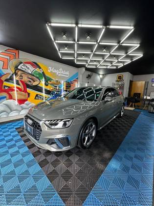 AUDI A4 2.0 TFSI MHEV S LINE QUATTRO S TRONIC