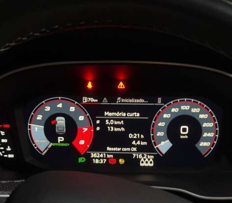 AUDI-Q3-2023