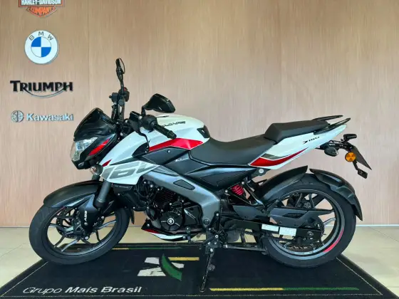 BAJAJ DOMINAR 160 BAJAJ DOMINAR 160