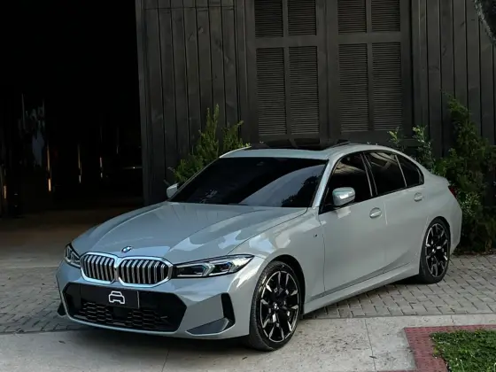 BMW 320i 2.0 16V TURBO FLEX M SPORT AUTOMÁTICO BMW 320i 2.0 16V TURBO FLEX M SPORT AUTOMÁTICO