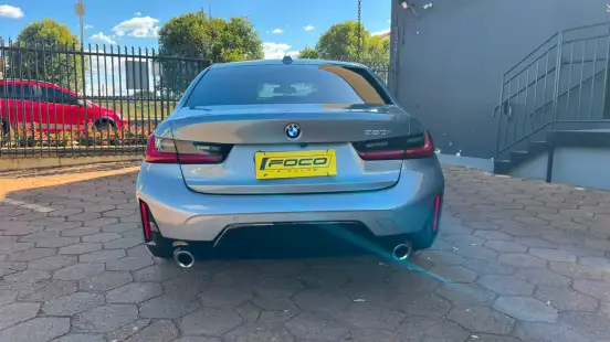 BMW-320i-2024