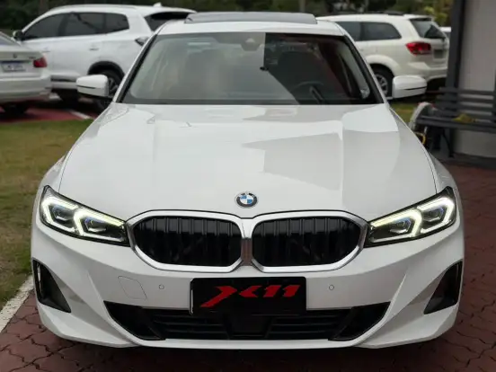 BMW-320i-2024