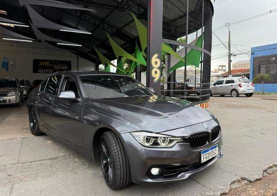 BMW-320i-2016