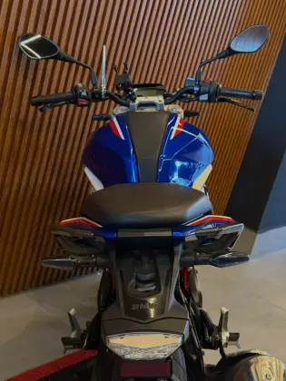 BMW G 310 R BMW G 310 R