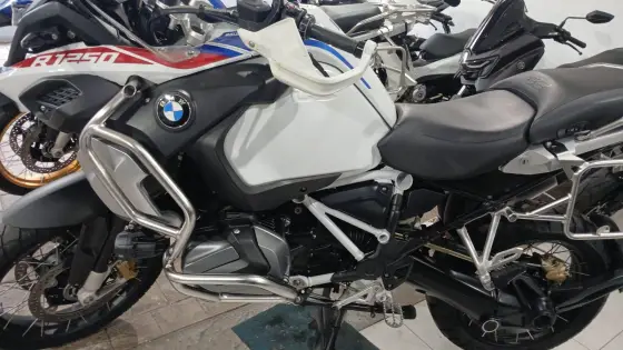 BMW R 1250 GS ADVENTURE PREMIUM BMW R 1250 GS ADVENTURE PREMIUM