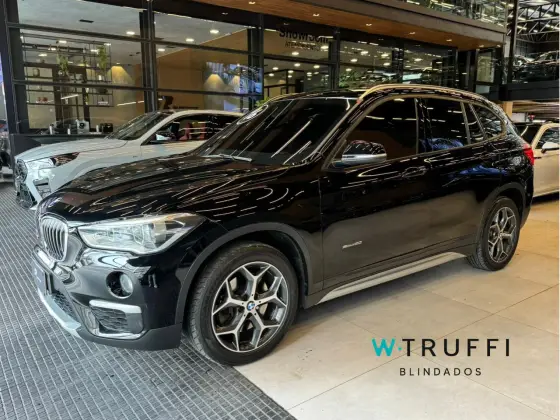 BMW X1 2.0 16V TURBO ACTIVEFLEX SDRIVE20I X-LINE 4P AUTOMÁTICO