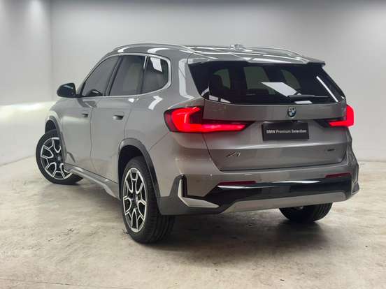 BMW-X1-2.0 16V TURBO GASOLINA SDRIVE20I X-LINE STEPTRONIC BMW-X1-2024